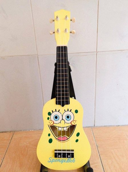 Ukulele bọt biển